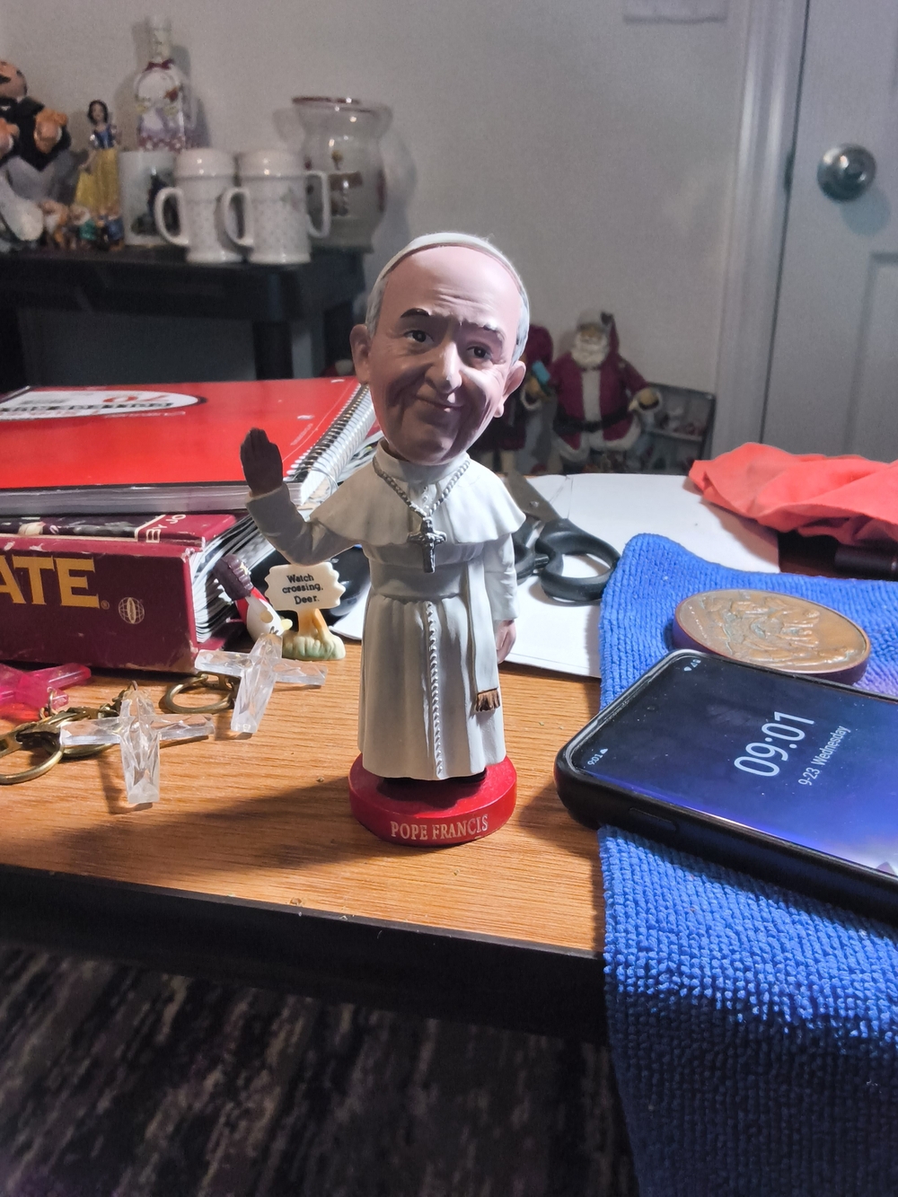 Royal Bobbles Pope Francis bobblehead Figure in White & Red